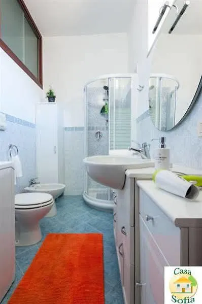 Apartment Ferienwohnung Casa Sofia -Airport Free Shuttle-H24 Bergamo Italien